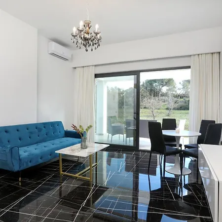 Willa Rans Luxury & In Corfu With Swimming Pool *